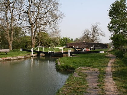 Écluse de Bedwyn Church