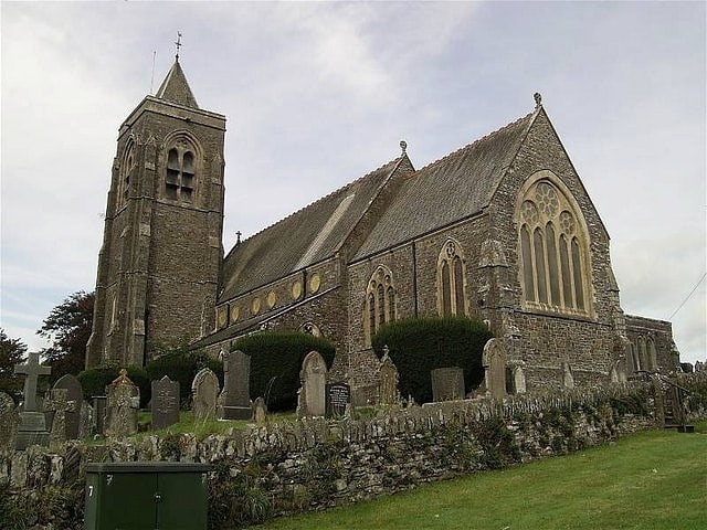 st peters church lampeter