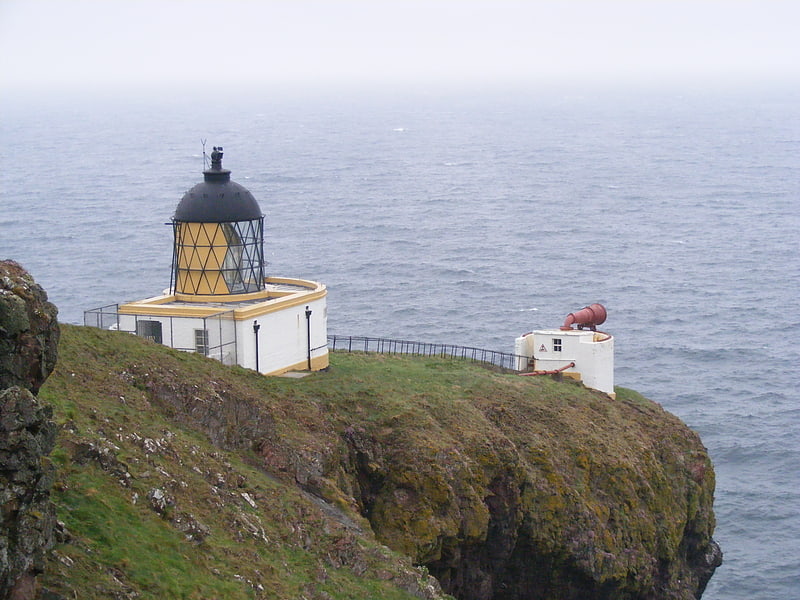 st abbs head lighthouse st abbs