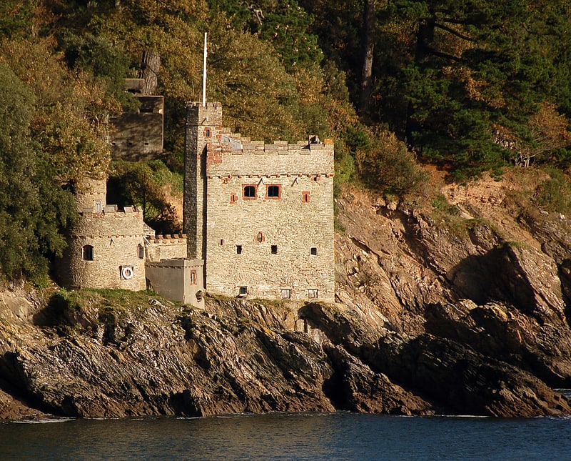 chateau de kingswear torcross