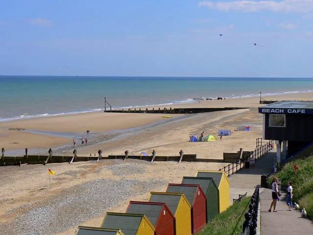 mundesley independent lifeboat flood rescue