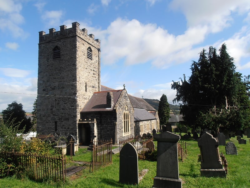 ss mael and suliens church corwen