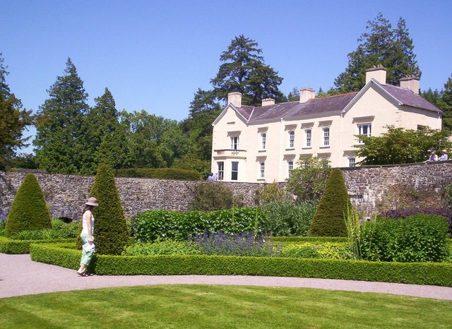 Aberglasney Gardens