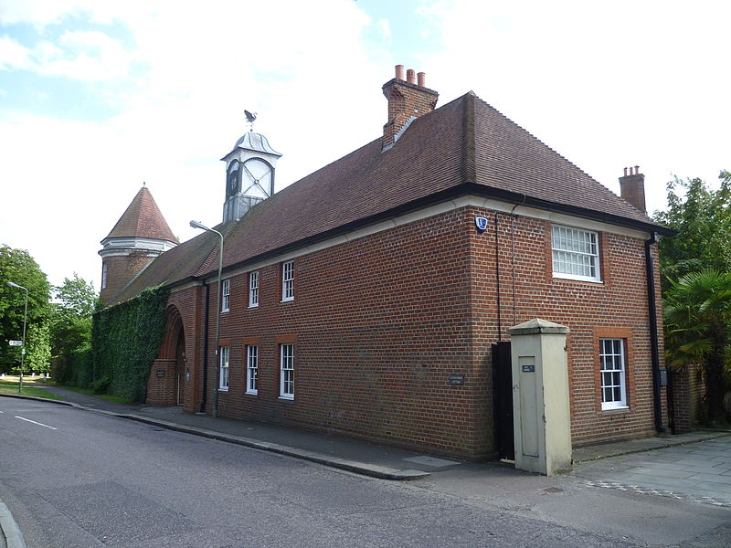 Hadley Lodge