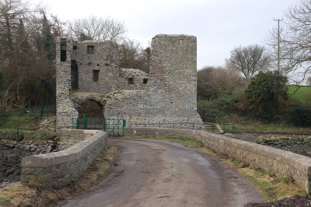 Mahee Castle