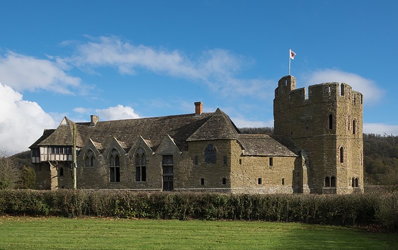 Stokesay Castle