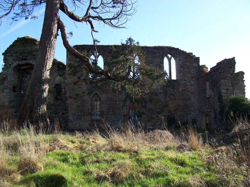 Kerelaw Castle