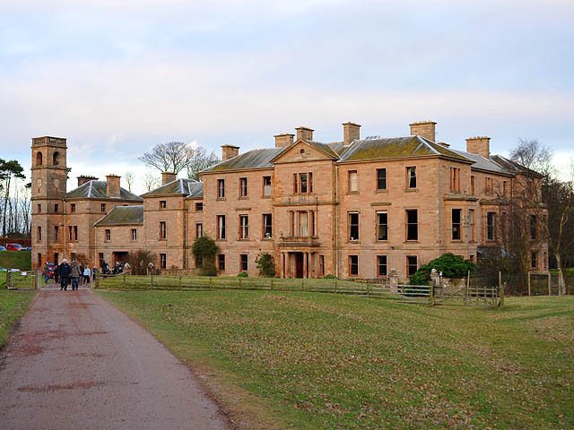 Cambo Estate