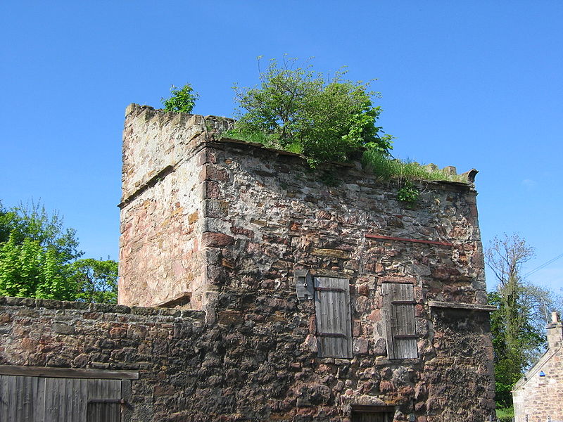 Redhouse Castle