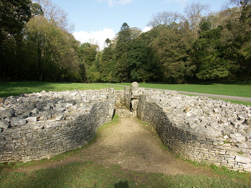 Parc cwm long cairn