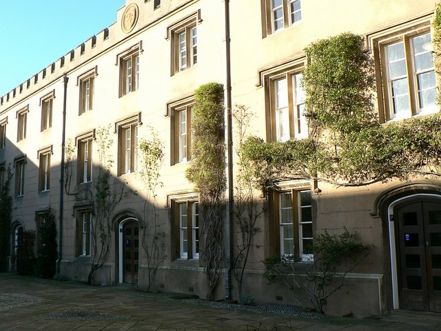 Emmanuel College