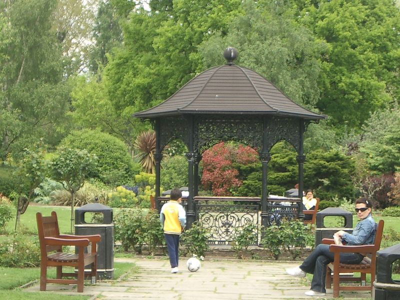 Roundwood Park