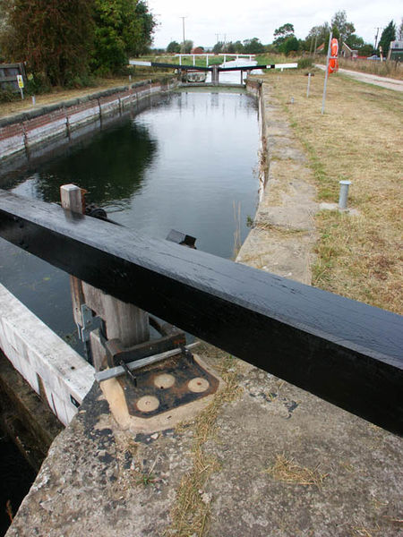 Snakeholme Lock