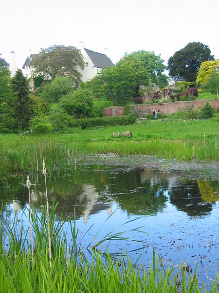 Inveresk Lodge Garden