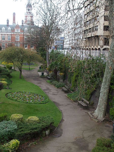 Queen's Gardens