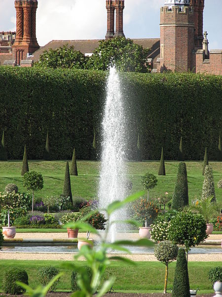 Hampton Court Park