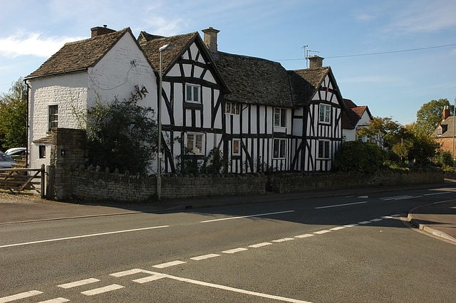 Bishop's Cleeve, Gran Bretaña