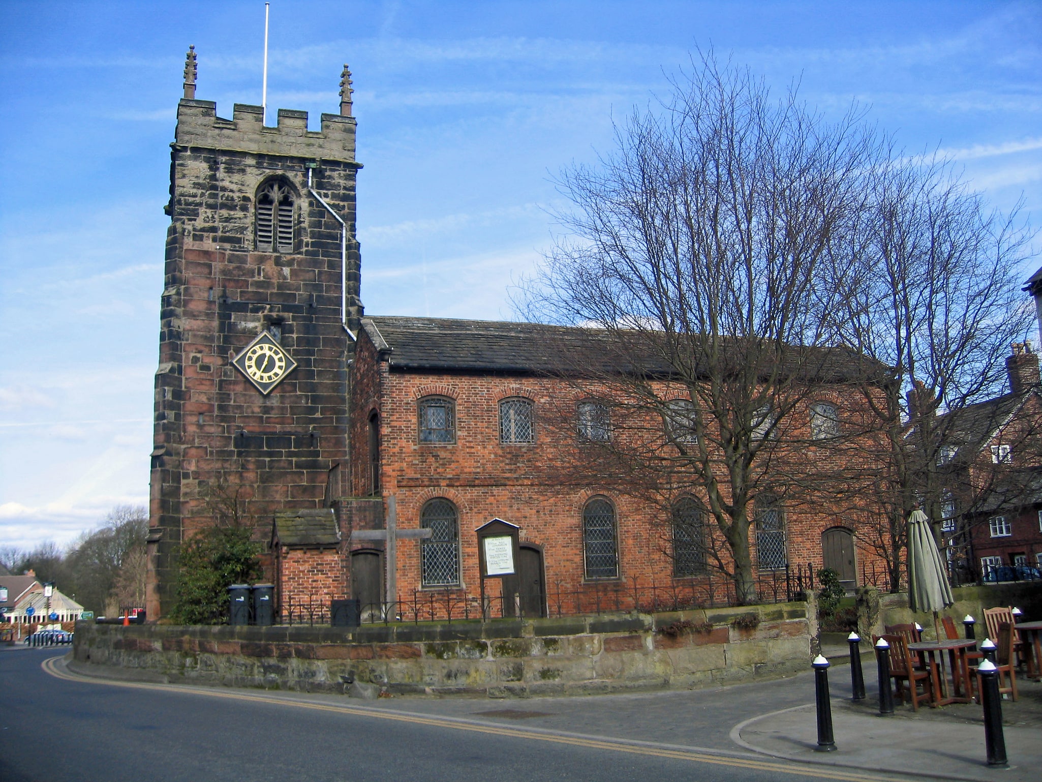 Holmes Chapel, Gran Bretaña