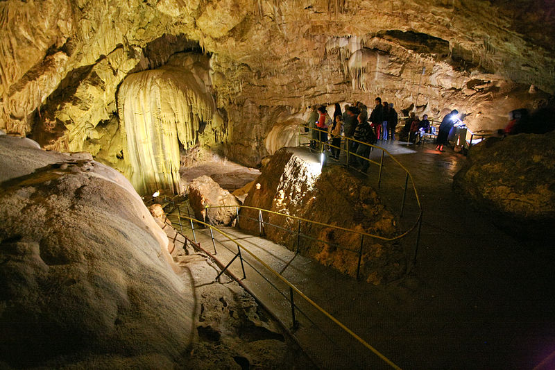Grotte de Nouvel Athos