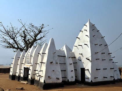 mezquita de larabanga parque nacional mole