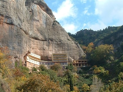 megalo spileo monastery kalavrita