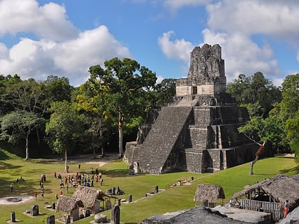 temple ii maya biospharenreservat