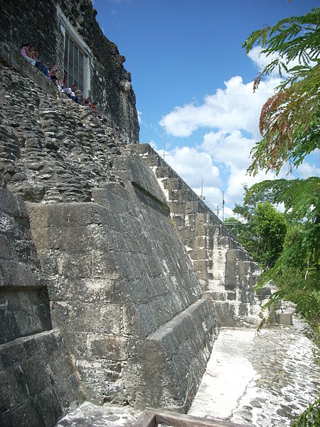 Świątynia IV
