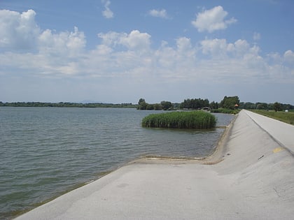 Lake Dubrava