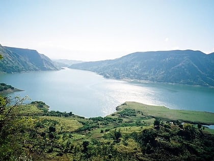 Lago de Péligre