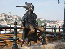 estatua de la princesita budapest