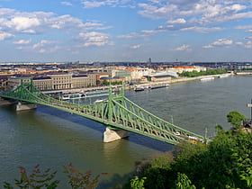 liberty bridge budapest