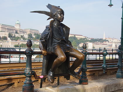estatua de la princesita budapest