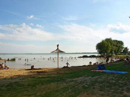 libas beach or goosy shore keszthely