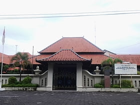 sonobudoyo museum yogyakarta