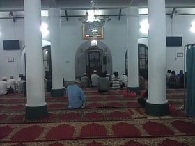 Al-Makmur Mosque