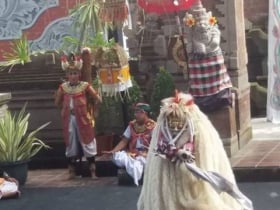 sari wisata budaya barong kecak dance denpasar
