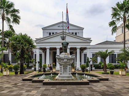 museo nacional de indonesia yakarta
