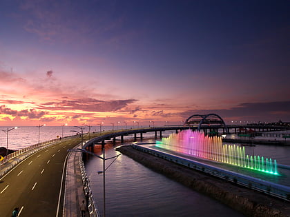 kenjeran bridge surabaja