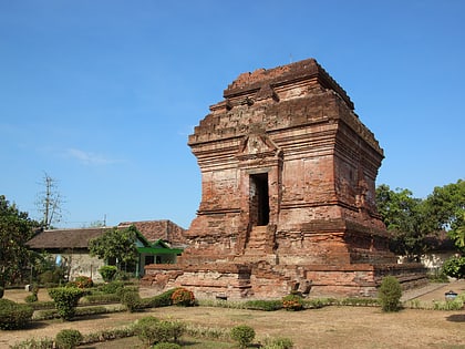 pari temple