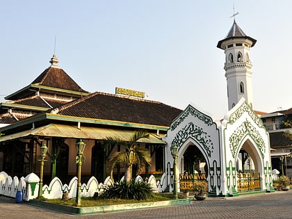Masjid Al-Wustho