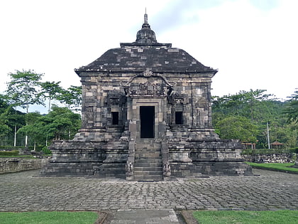 banyunibo temple de prambanan
