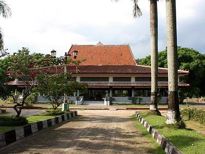 sriwijaya kingdom archaeological park palembang