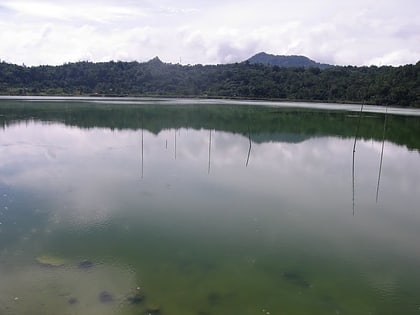 Danau Linow
