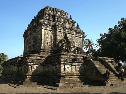 templo de mendut borobudur