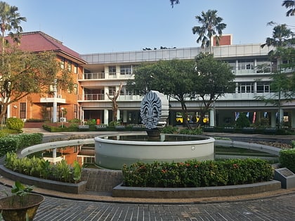 uniwersytet indonezyjski semarang