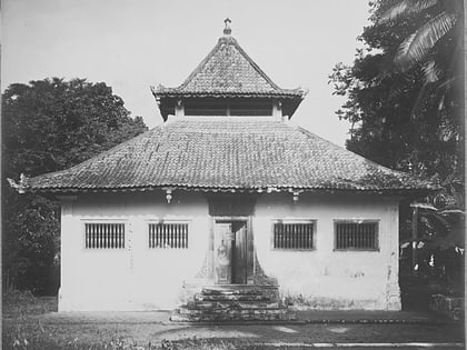 angke mosque yakarta