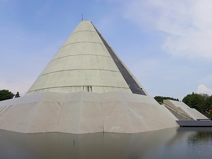 museo y monumento yogya kembali yogyakarta