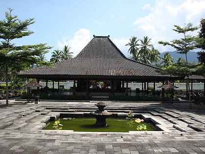 Karmawibhangga Museum