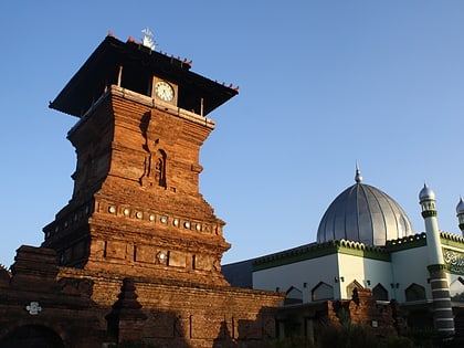 Mezquita Menara Kudus