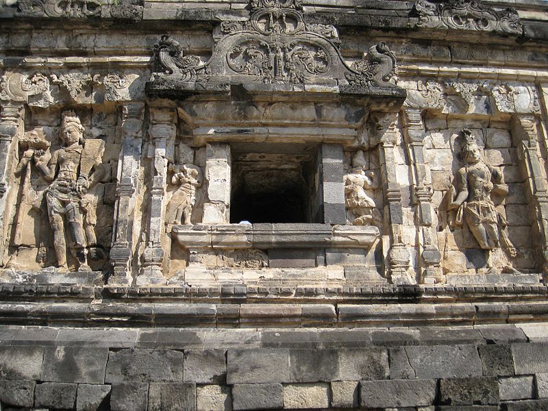 Candi Sari